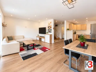 9-Zimmer-Haus kaufen in Braunau am Inn – 295,35 m², € 1.169.000 – Bild 2 von 23