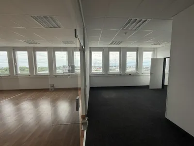 6-Zimmer-Gewerbeimmobilie mieten in Mödling – 323 m², € 4.137 – Bild 6 von 19