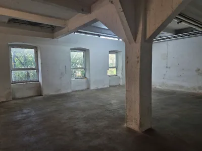 Gewerbeimmobilie mieten in Bruck an der Leitha – 117 m², € 461 – Bild 3 von 5