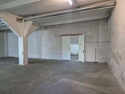 Gewerbeimmobilie mieten in Bruck an der Leitha – 117 m², € 461 – Bild 4 von 5