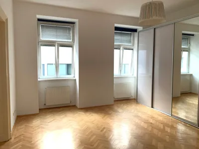 Helle Altbauwohnung in der Negerlegasse – Bild 3