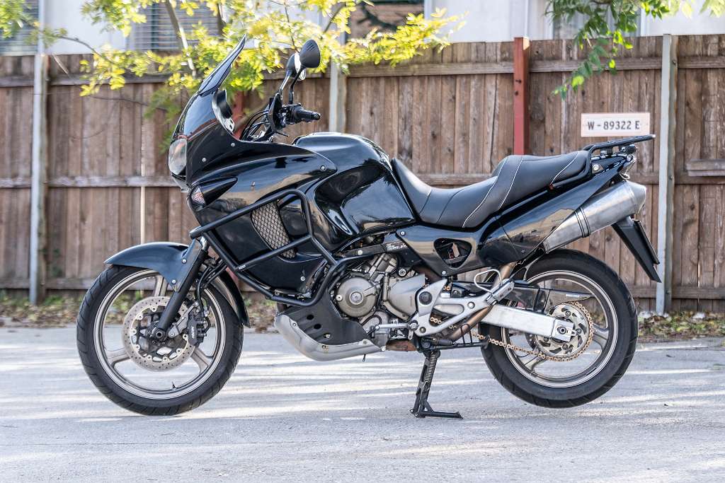 Honda XL Varadero XL 1000 SD01 Tourer