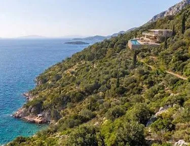 So könnte ihr Traumhaus, unweit von Opatija mit unverbaubarem Meerblick an der Ostküste Istriens, aussehen