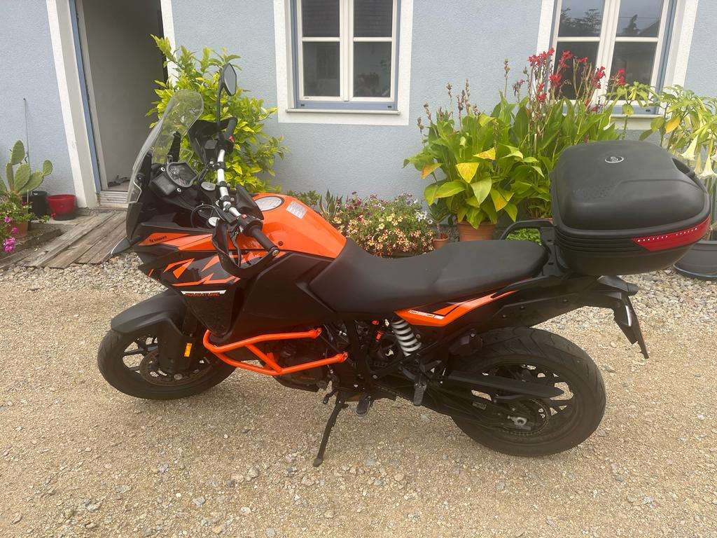 KTM Adventure 1090 Tourer