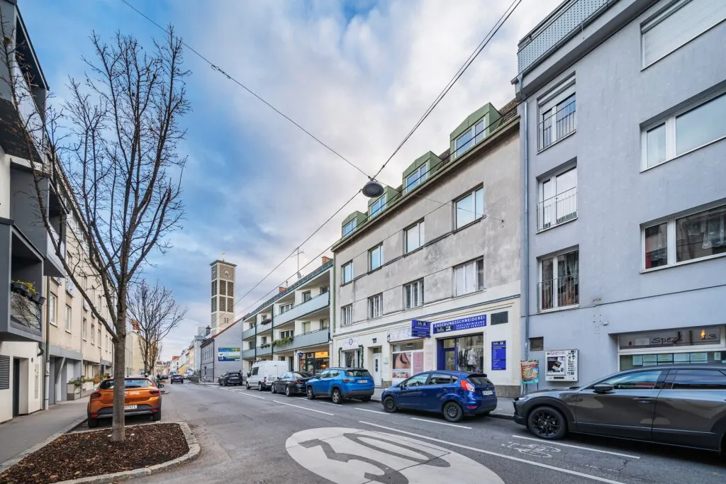 Zinshaus mit Entwicklungspotenzial in Hietzing - Ansicht 2