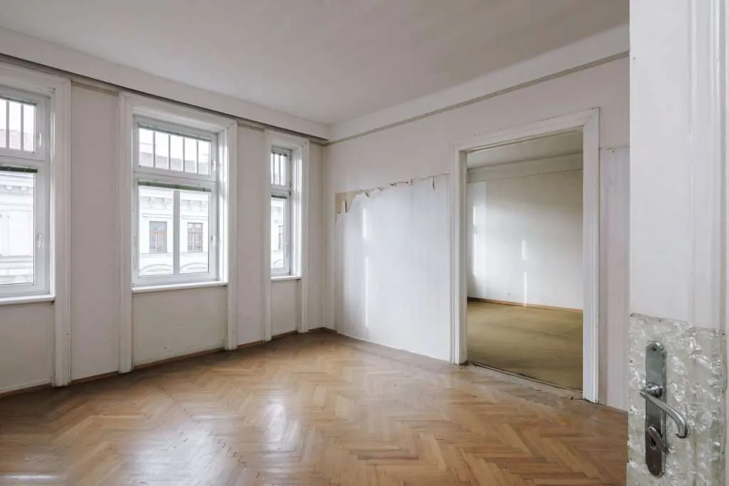 Sanierungsbedürftiges 3 Zimmer Altbau-Juwel in zenraler Lage von Döbling! - Ansicht 3