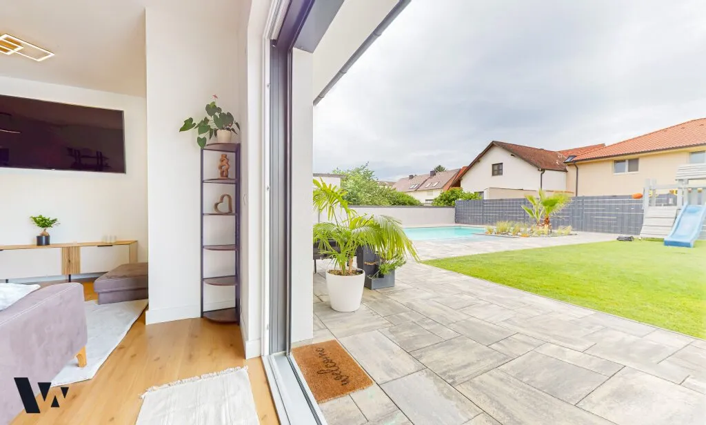 FAMILIENTRAUM MIT SALZWASSERPOOL | 5-ZIMMER-BUNGALOW IN ROHRAU - Ansicht 3