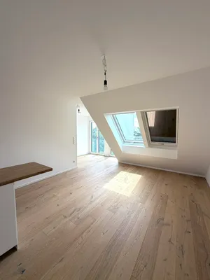 Lichtdurchflutete 2-Zimmer-Dachgeschosswohnung mit traumhaftem Grünblick im 13. Bezirk – Bild 3