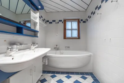 7-Zimmer-Haus mieten in Kitzbühel – 253,78 m², € 6.500 – Bild 7 von 12