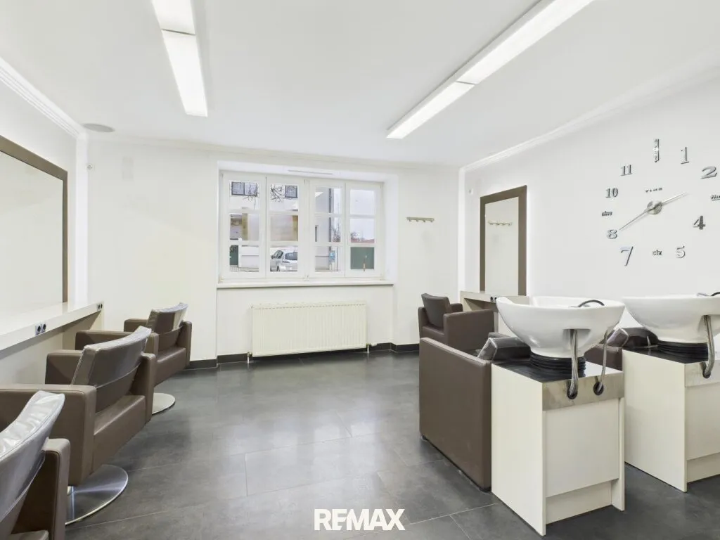 Bestlage in Parndorf für Praxis-/ Therapie-/ Büroräumlichkeiten - Ansicht 2