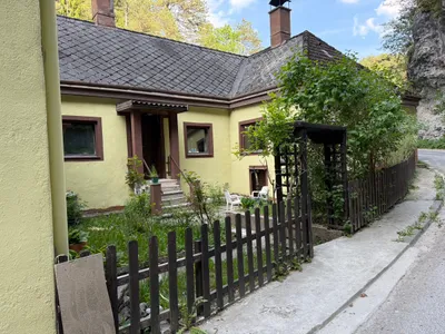 13-Zimmer-Gewerbeimmobilie kaufen in Wiener Neustadt Land – 315 m², € 250.000 – Bild 7 von 31