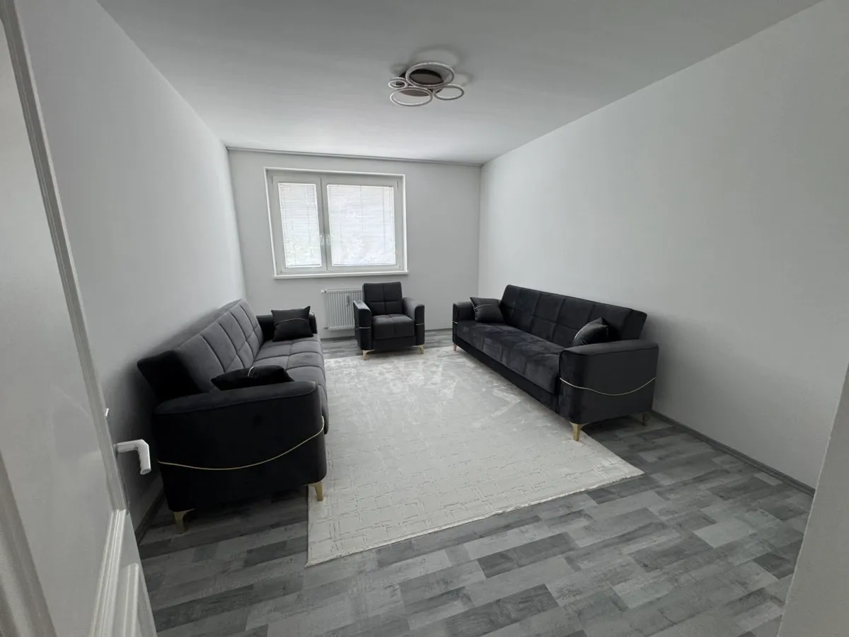Eigentumswohnung | 4 Zimmer | Voll möbliert | Neue Küche | Lift | Parkplatz | Krems-Mitterau | 299.000 € - Ansicht 3
