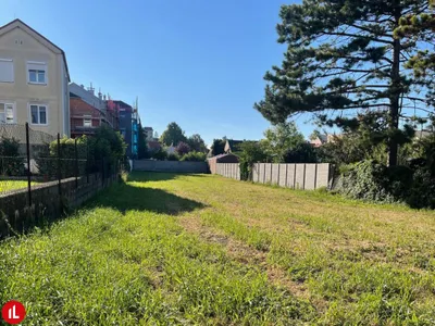 Grundstück kaufen in Bruck an der Leitha – 911 m², € 242.000 – Bild 2 von 3