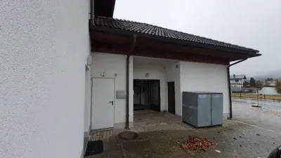 Gewerbeimmobilie mieten in Gmunden – 160 m², € 350 – Bild 14 von 17