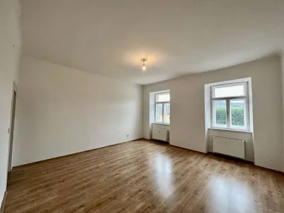 2-Zimmer-Wohnung mieten in Neunkirchen – 64 m², € 740 – Bild 5 von 16