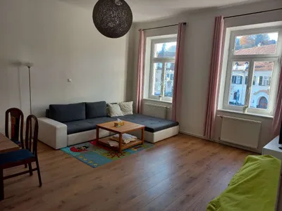 3-Zimmer-Wohnung mieten in Neunkirchen – 84 m², € 600 – Bild 2 von 8