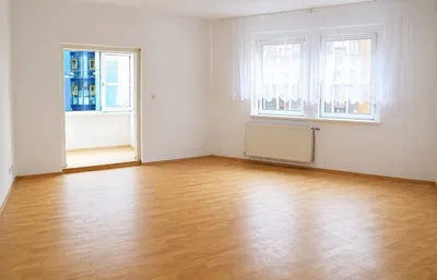 Helle 2-Zimmer-Wohnung mit Loggia | Lift | 75 m² | WG-tauglich | 20. Bezirk | Augartennähe