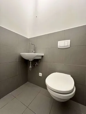 Gewerbeimmobilie mieten in Baden – 49 m², € 767 – Bild 5 von 7