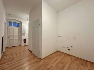 Gewerbeimmobilie mieten in Baden – 49 m², € 767 – Bild 3 von 7