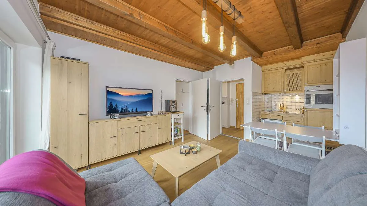 Dachgeschosswohnung an der Skipiste mit Kaiserblick - Widok 3