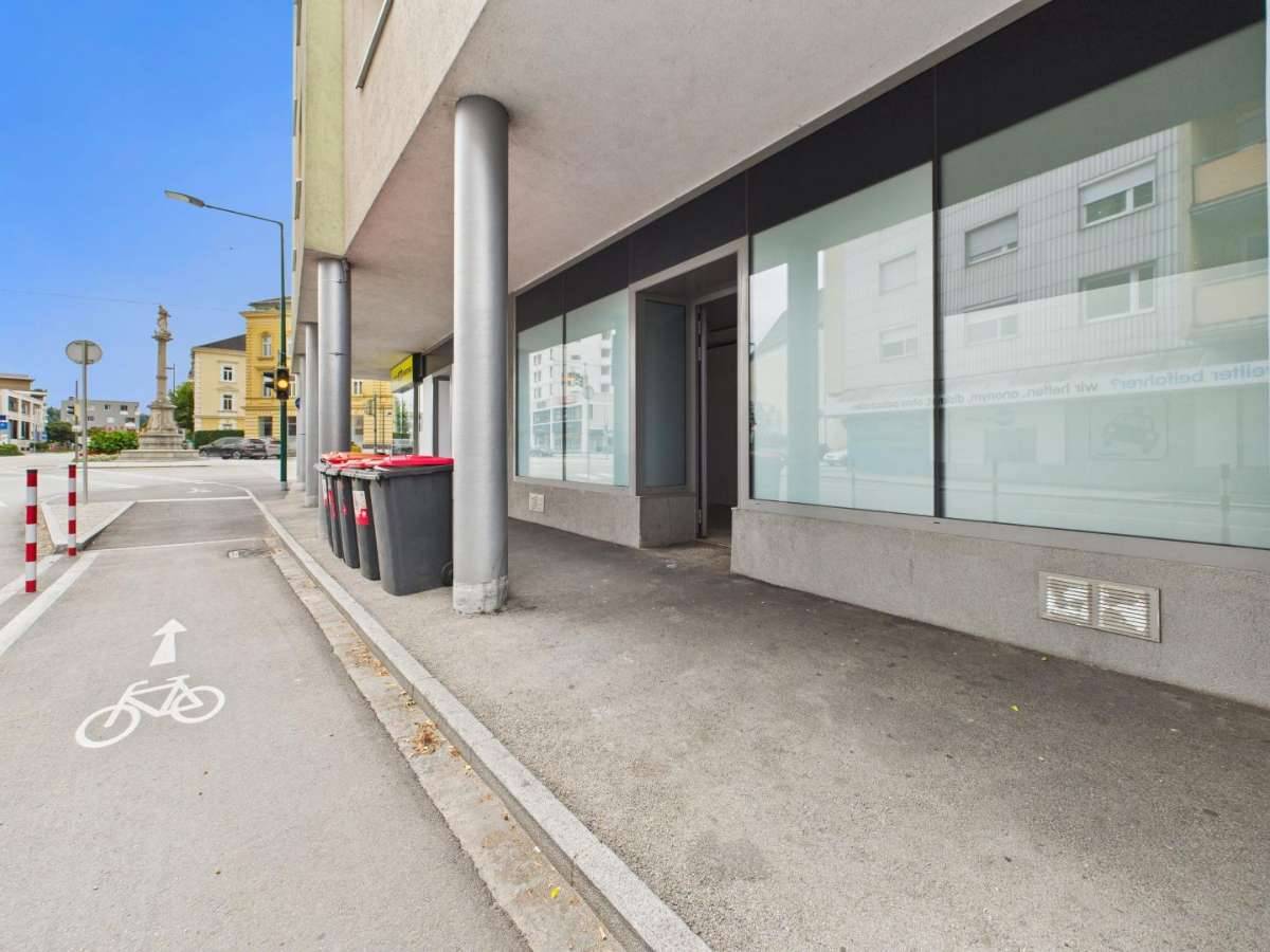 Geschäftslokal mit enormer Sichtbarkeit in Bestlage der Welser Innenstadt - Ansicht 2