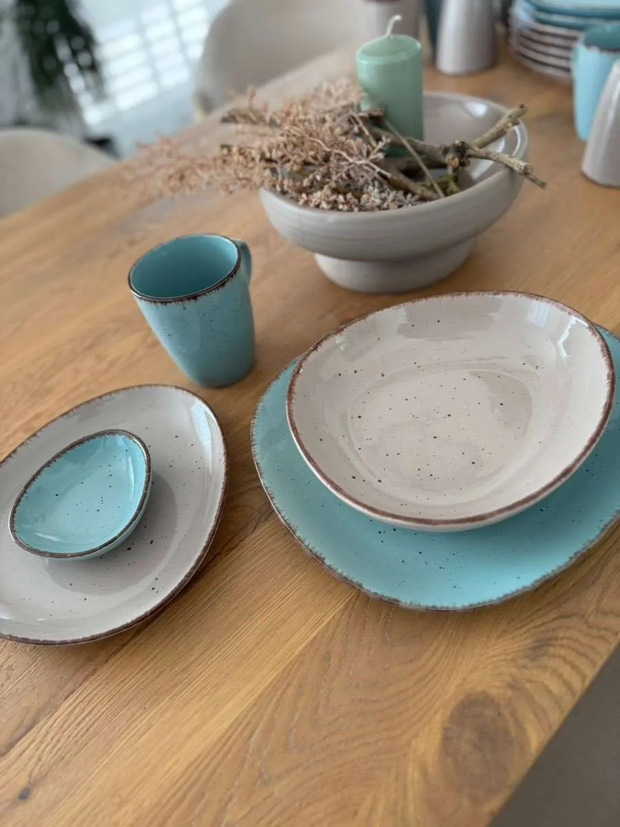 Geschirrset ARTE VIVA Puro, € 55,- (9020 Klagenfurt)