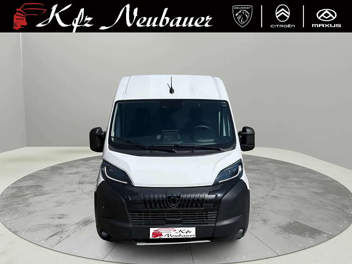 Peugeot Boxer 35+ L4H2 BlueHDi 180 S&S Aut. Netto: 26.6... Transporter / Kastenwagen – Bild 2
