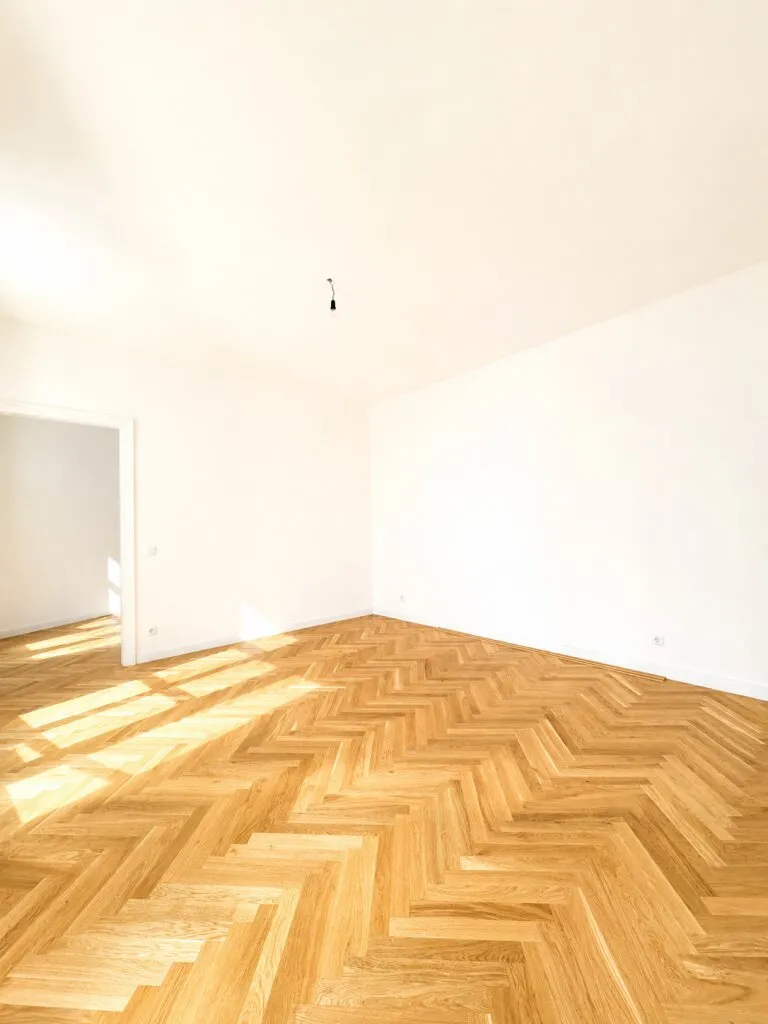Exklusive Altbau-Terrassenwohnung mit Erstbezugscharakter in Bestlage des 5. Bezirks – pohled 2