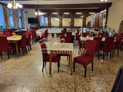 Gewerbeimmobilie kaufen in Neunkirchen – 900 m², € 365.000