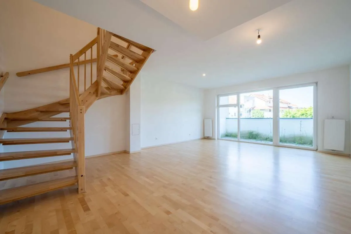 4-Zimmer- Maisonette mit Balkon! Besichtigung SOFORT möglich! - Ansicht 2