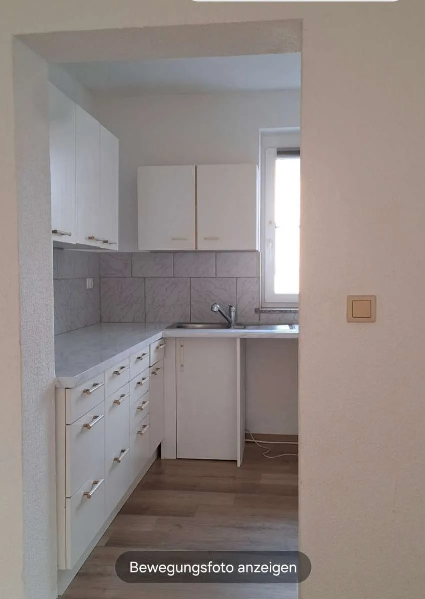 Lichtdurchflutete schöne Wohnung mit Garten, ab - sofort zu vermieten! - Ansicht 3