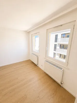 Frisch sanierte 30m² Wohnung mit Lift und Top-Anbindung – Bild 2