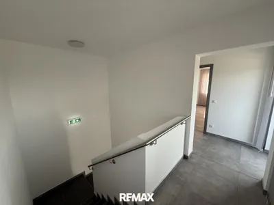 5-Zimmer-Gewerbeimmobilie mieten in Neusiedl am See – 214 m², € 3.240 – Bild 4 von 14