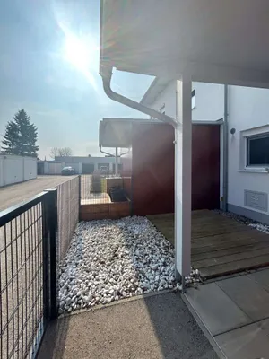 4-Zimmer-Haus mieten in Vöcklabruck – 108 m², € 1.635 – Bild 2 von 9