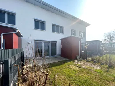 4-Zimmer-Haus mieten in Vöcklabruck – 108 m², € 1.635 – Bild 5 von 9