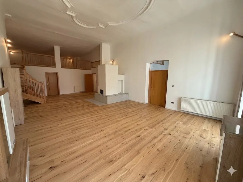 Exklusive Traumwohnung mit 205 m², Galerie, Terrasse & großem Gartenparadies! – pohled 2