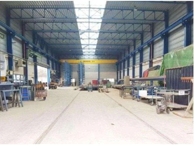 Gewerbeobjekt (Hallen/Produktion/Büro) ca 2000 m² sofort verfügbar weitere 1195m 2 ab 1.7. 26 verfügbar - Ansicht 2
