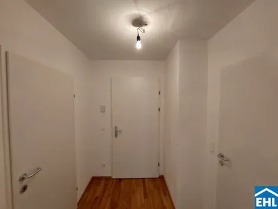 Moderne Wohnung mit Freifläche in toller Lage! – Bild 3