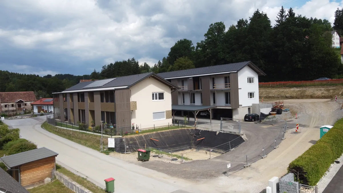 Bild 1 von 13