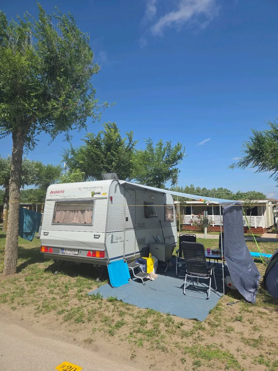 Dethleffs Rondo RM3A, viel Zubehör, sofort urlaubsbereit
