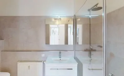 PRIVAT AB SOFORT 59,10 m² | 2-Zimmer-Wohnung mit Fernblick | 1200 Wien PRIVATE LISTING / NO AGENT FEES - AVAILABLE IMMEDIATELY | 59.10 m² | 2-Room Apartment with Distant Views | 1200 Vienna" – Bild 2