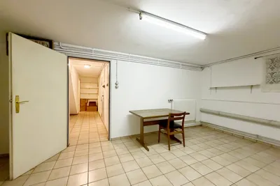 9-Zimmer-Gewerbeimmobilie kaufen in Mödling – 270 m², € 709.000 – Bild 3 von 6