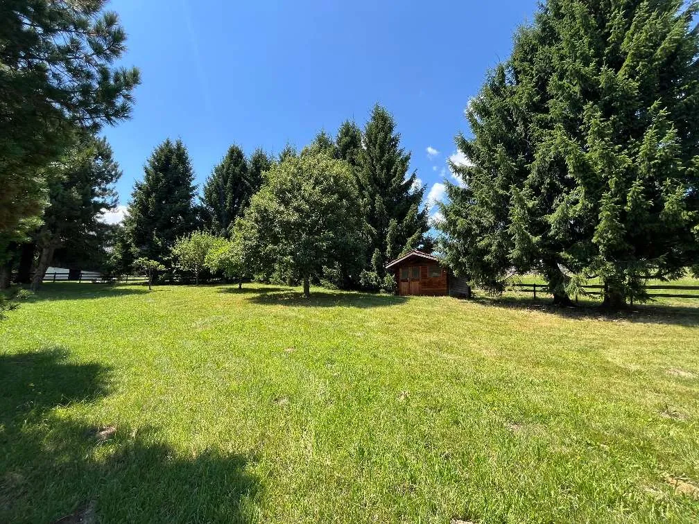 Traditionelles Landhaus mit großzügigem Garten und Pool in traumhafter Aussichtslage am Verditz - Ansicht 3