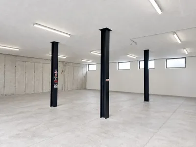 Gewerbeimmobilie mieten in Kitzbühel – 180 m², € 1.800 – Bild 2 von 2