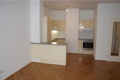 Sehr geräumige 2-Zimmer Wohnung mit Loggia in Nikolsdorfergasse / nahe 1040 – Bild 2