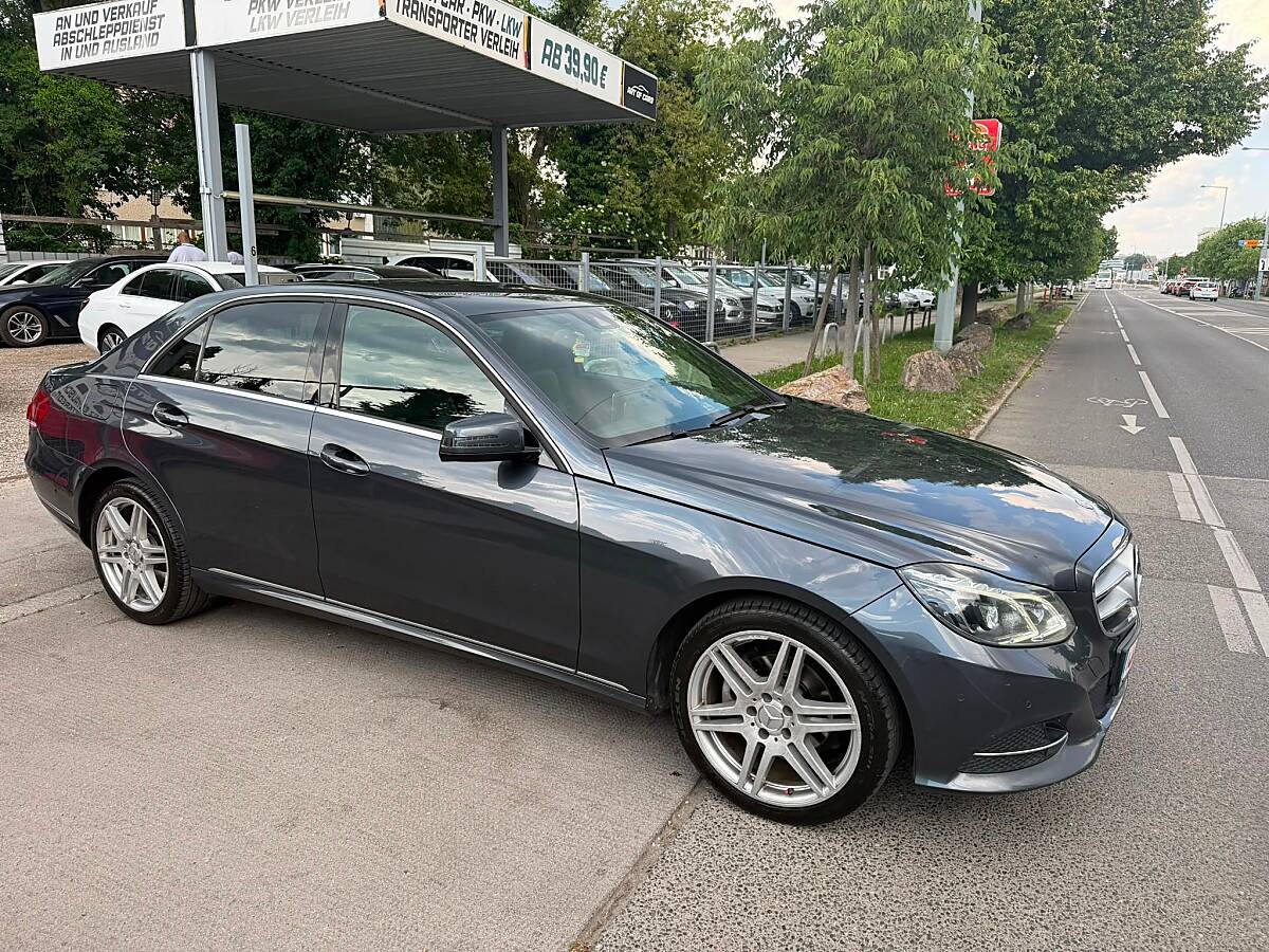 Mercedes-Benz E-Klasse E 220 BlueTEC Avantgarde Aut.