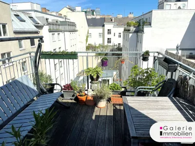 Sonnige DG-Wohnung mit großer Terrasse - barrierefrei