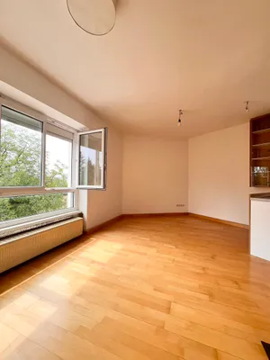Helle 4-Zimmer-Wohnung mit Wohnküche in zentraler Lage nahe Weberzeile, photo 3