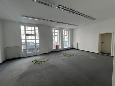 2-Zimmer-Gewerbeimmobilie mieten in Salzburg Stadt – 140 m², € 2.499 – Bild 12 von 15