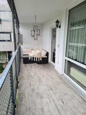 Ruhige 3-Zimmer Wohnung mit Loggia und guter Anbindung – Bild 2